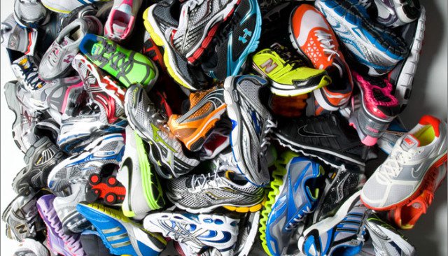 stores to buy running shoes